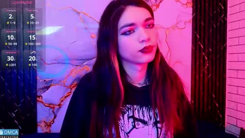 Snapshot of maevekuro chatting on 03.15.26 maevekuro online show from 03.15.26