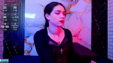 Snapshot of maevekuro chatting on 03.17.26 maevekuro online show from 03.17.26