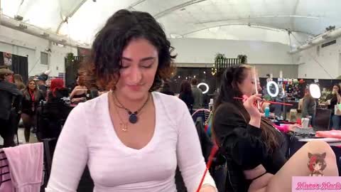 Meaves online show from 02.08.26