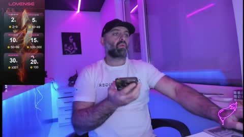 Magabear online show from 11.22.25