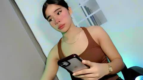 Snapshot of magdalene18 chatting on 03.28.26 dalene online show from 03.28.26