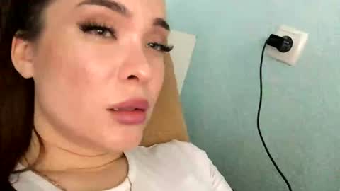 Snapshot of magggg658318 chatting on 06.16.26 magggg658318 online show from 06.16.26