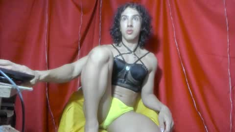 Snapshot of maggie_fit chatting on 01.10.25 maggie_fit online show from 01.10.25