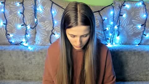 Maggie online show from 12.27.24