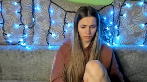 Maggie online show from 12.27.24