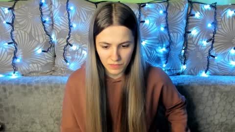 Maggie online show from 01.03.25