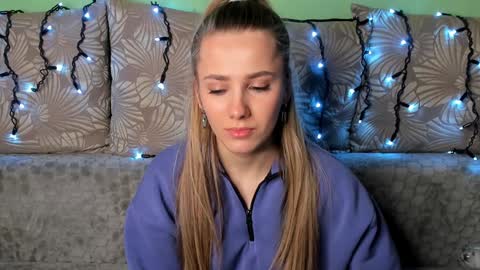 Maggie online show from 01.10.25