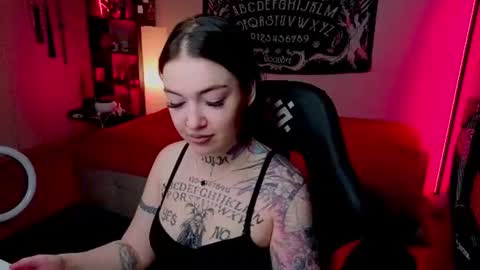 Snapshot of magic_alie chatting on 07.15.26 Magic Allie online show from 07.15.26