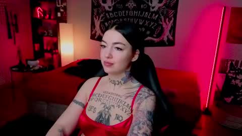 Snapshot of magic_alie chatting on 07.22.26 Magic Allie online show from 07.22.26