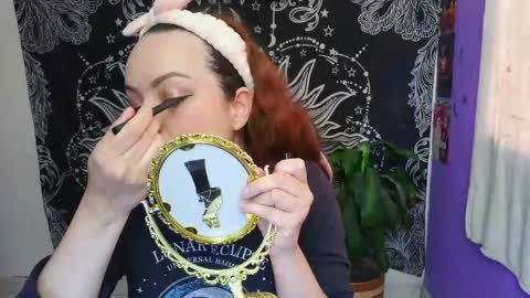 Claire online show from 05.06.26
