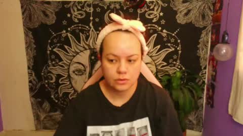 Snapshot of magic_clairewitch chatting on 05.10.26 Claire online show from 05.10.26
