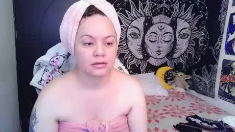 Snapshot of magic_clairewitch chatting on 06.11.26 Claire online show from 06.11.26