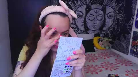 Snapshot of magic_clairewitch chatting on 06.18.26 Claire online show from 06.18.26