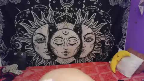 Claire online show from 08.08.26