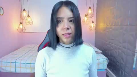 Oliviah online show from 06.17.26