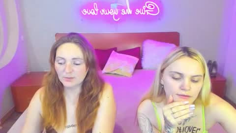 Lili and Bella online show from 02.09.26