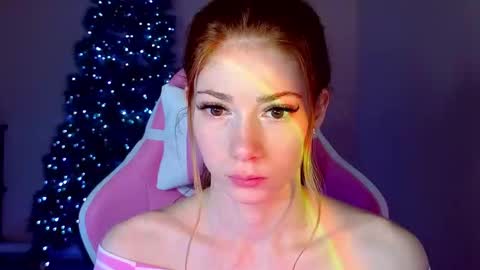 Snapshot of magicladyy chatting on 01.14.25 Angel online show from 01.14.25