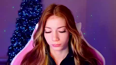 Snapshot of magicladyy chatting on 01.16.25 Angel online show from 01.16.25