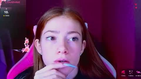 Snapshot of magicladyy chatting on 12.18.25 Angel online show from 12.18.25