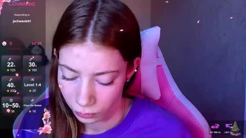 Snapshot of magicladyy chatting on 04.01.26 Angel online show from 04.01.26