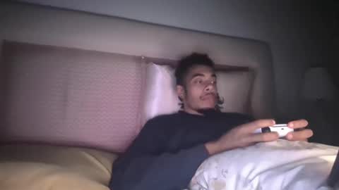 Snapshot of magicsempai chatting on 12.11.24 Magicsempai online show from 12.11.24