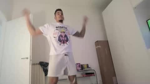 Snapshot of magicsempai chatting on 03.11.25 Magicsempai online show from 03.11.25