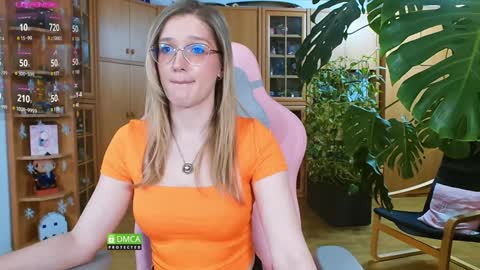 Snapshot of magicstylex chatting on 01.31.25 Nicole online show from 01.31.25