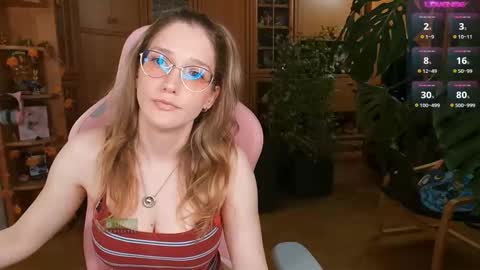 Snapshot of magicstylex chatting on 11.06.25 Nicole online show from 11.06.25