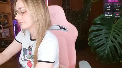 Snapshot of magicstylex chatting on 03.09.26 Nicole online show from 03.09.26