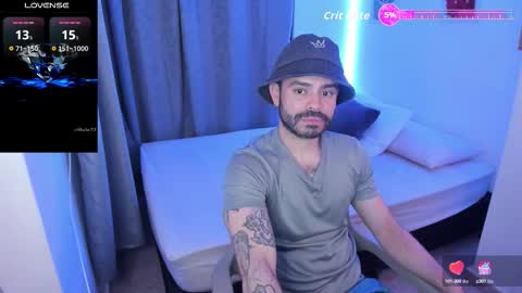Snapshot of magnus_king chatting on 10.11.25 online show from 10.11.25