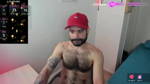 Snapshot of magnus_king chatting on 11.19.25 online show from 11.19.25