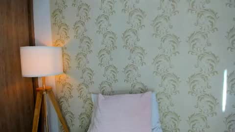 Snapshot of mahia_montenegr chatting on 06.25.26 Mahia online show from 06.25.26
