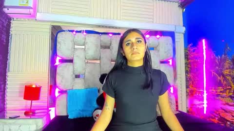 mahiara hot online show from 05.25.26
