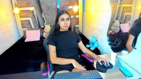 mahiara hot online show from 07.31.26