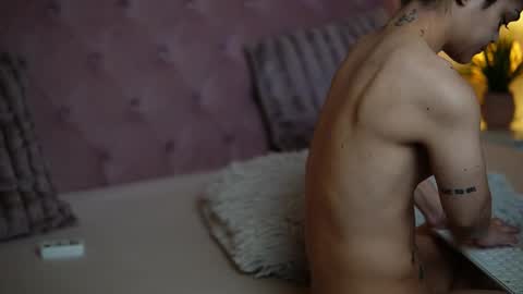  Maia  online show from 09.15.25