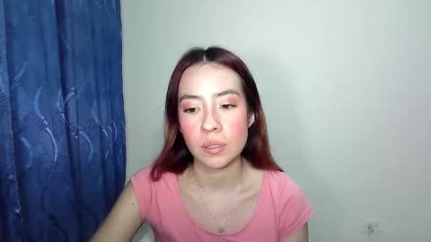 Snapshot of maiarosse_ chatting on 11.29.25 MaiaRosse online show from 11.29.25