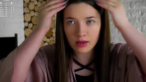 Lucy online show from 12.02.25