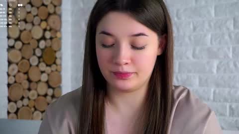 Lucy online show from 02.03.26