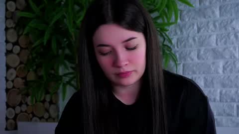 Lucy online show from 05.01.26