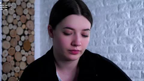 Lucy online show from 05.03.26