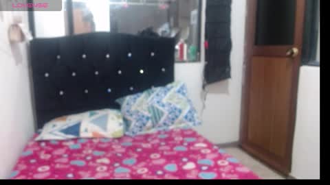 maidy_19 online show from 10.23.25