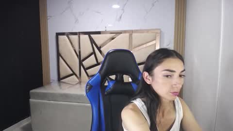 Maily online show from 11.19.25