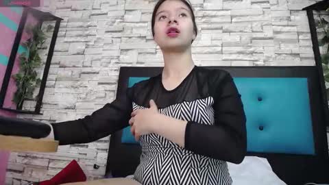  MAILY CAN  online show from 09.24.25