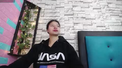  MAILY CAN  online show from 11.20.25