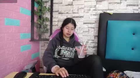  MAILY CAN  online show from 11.24.25