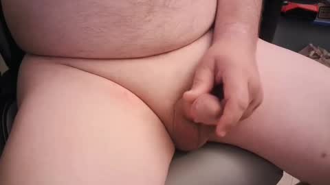 Snapshot of mainttech chatting on 11.03.25 Gilly online show from 11.03.25