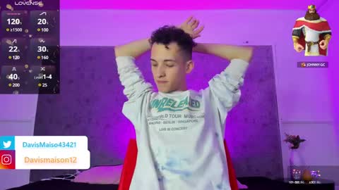 Snapshot of maisondavis_ chatting on 02.19.25 Maison Davis online show from 02.19.25