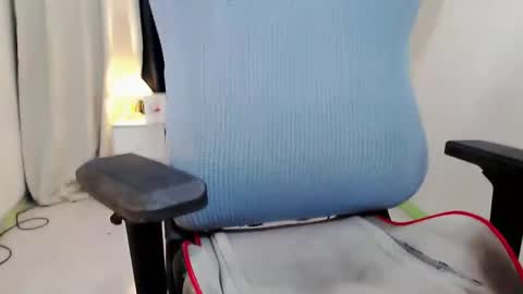 Snapshot of majestic_anne chatting on 12.15.24 Annalyn online show from 12.15.24