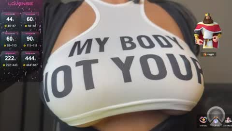 Snapshot of majestic_madam chatting on 07.14.26 majestic_madam online show from 07.14.26