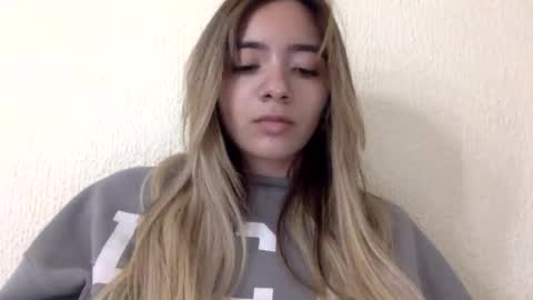 majo_gomezz online show from 05.06.26